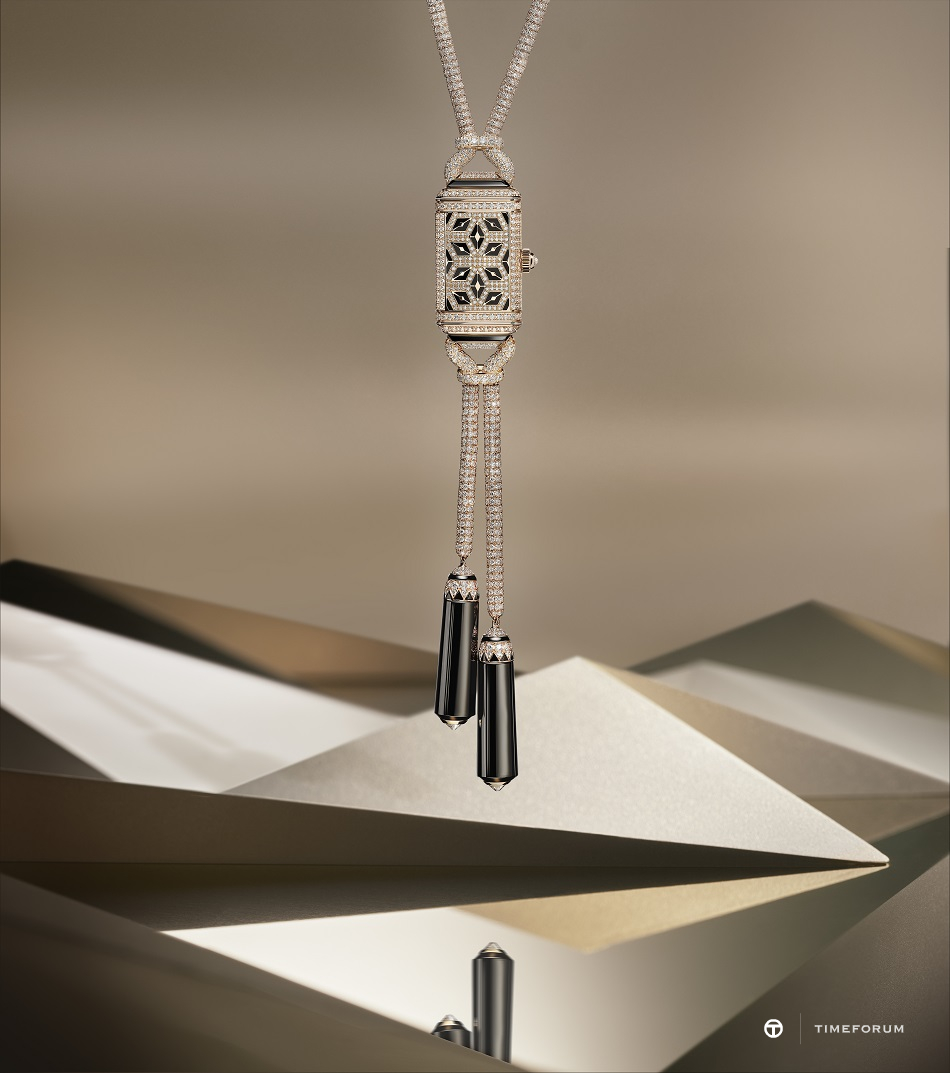 jaeger-lecoultre-reversosecretnecklace-levitation-verso.jpg