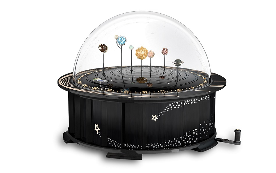 3D_rendering_-_VCARO8XX00_-_Planetarium_-_Front_with_shooting_star_©_Van_Cleef__Arpels_SA_-_2023_-_ICONE_productions (2).jpg