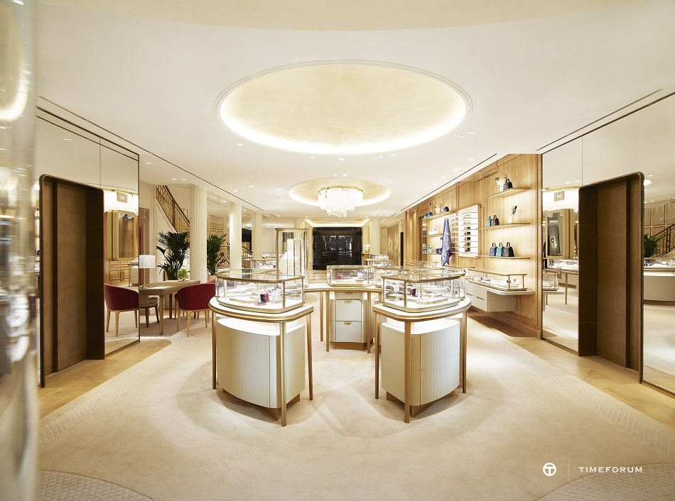 CARTIER_BTQ 13P_RDC_Espace de vente 1.jpg