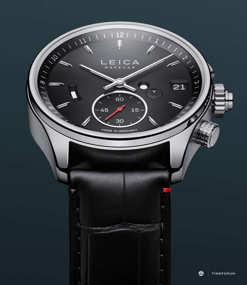 Leica_Watch_front-angle_LoRes_RGB (1).jpg