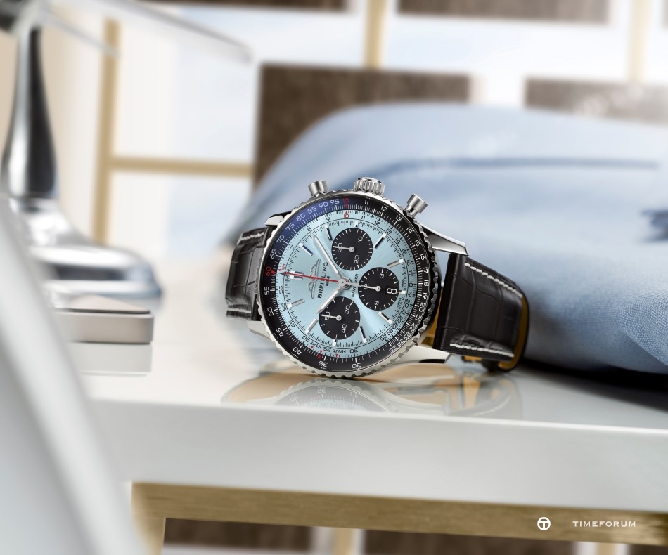 42_navitimer-b01-chronograph-43_ref.-ab0138241c1p1_rgb-1.jpg