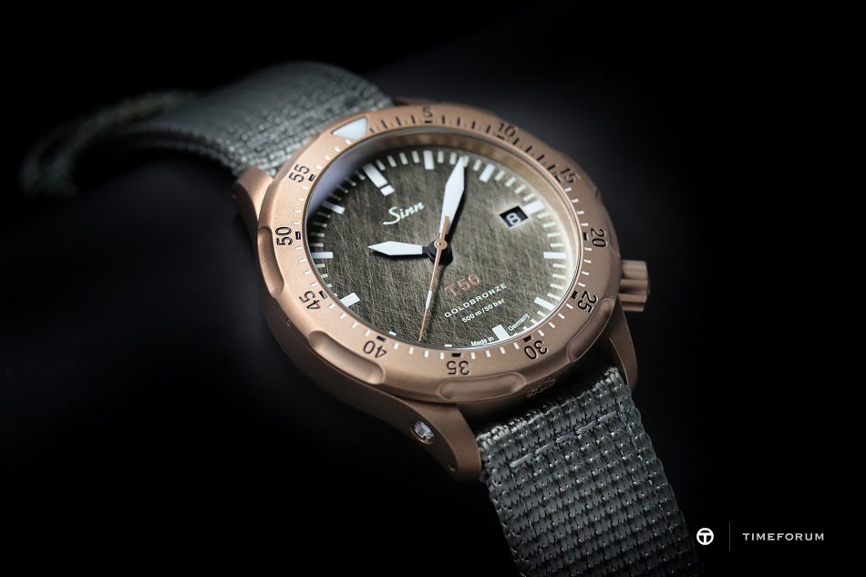 SINN_T50_GOLDBRONZE_social2.jpg