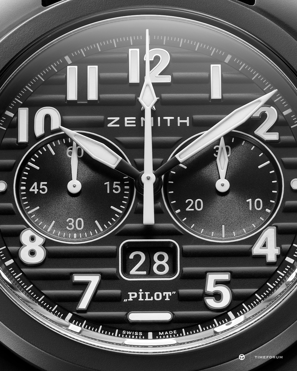 9-MACRO-1_Pilot-Big-Date-Flyback-Ceramic_49.4000.3652.21_4x5.jpg