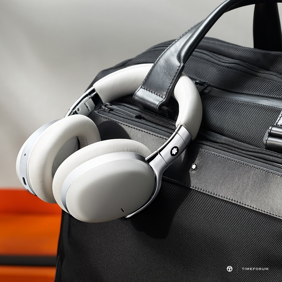 191223_montblanc_headphones_shoot_post3_new.jpg.jpg