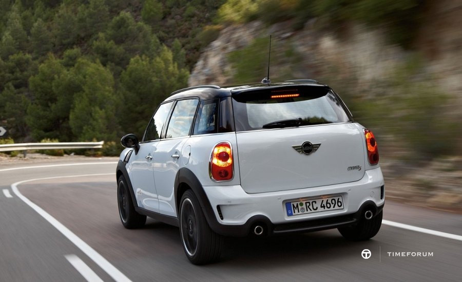 2011_mini_countryman_02-4b77a538c9569.jpg