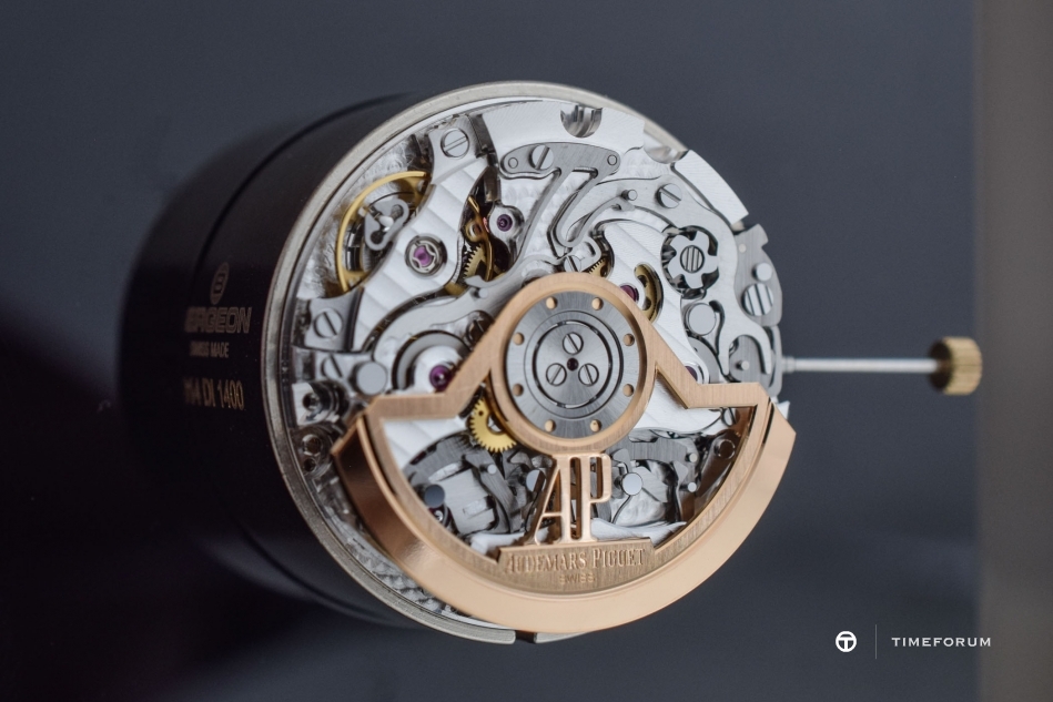 Audemars-Piguet-Calibre-4400-The-New-In-House-Integrated-Chronograph-Code-11_59.jpg