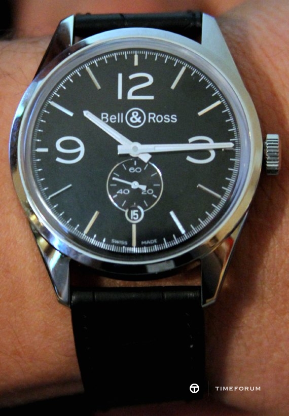 Bell-Ross-Vintage-Geneva-Black-watch.jpg
