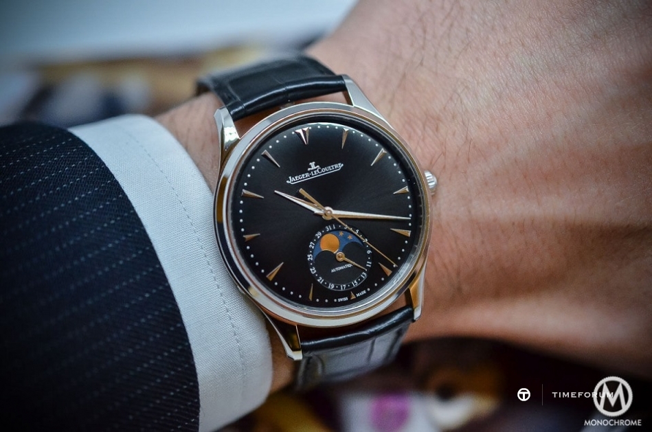 Jaeger-Lecoultre-Master-Ultra-Thin-Moon-39-black-dial-SIHH-2015-7.jpg