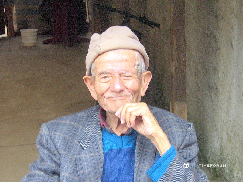800px-My_Grandfather_Photo_from_January_17.JPG