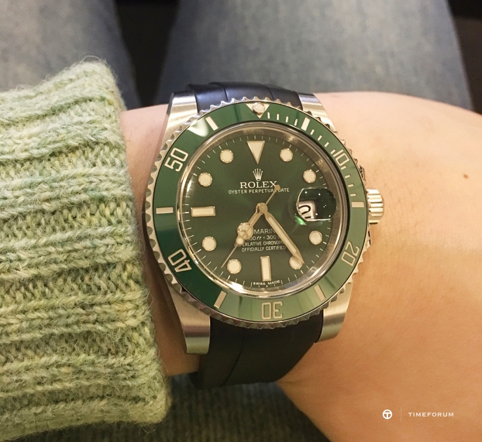Rolex submariner green with rubber-B 1.jpg