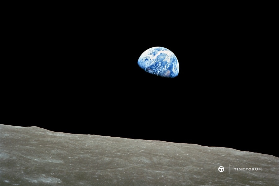 NASA-Apollo8-Dec24-Earthrise.jpg