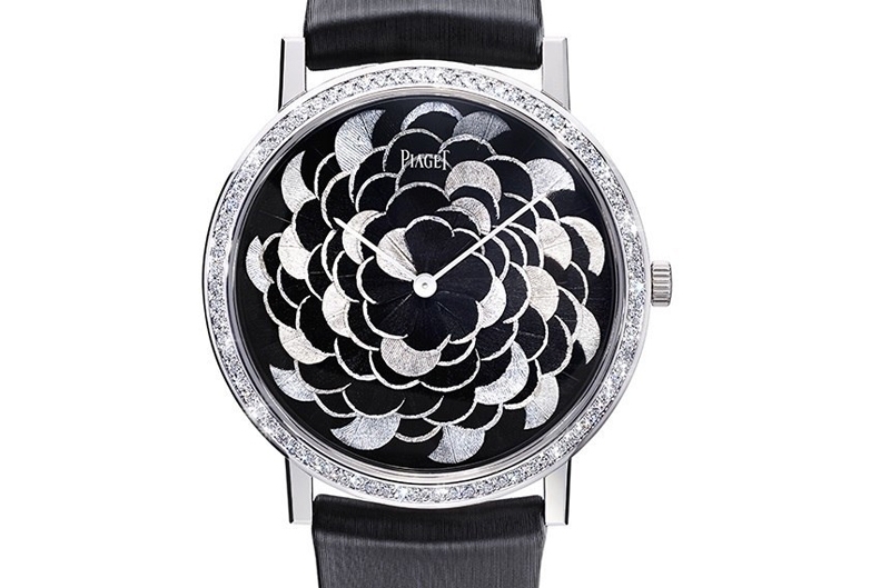 Piaget-Secrets-And-Lights-Collection-Watches-And-Wonders-2015-Watch-45.jpg