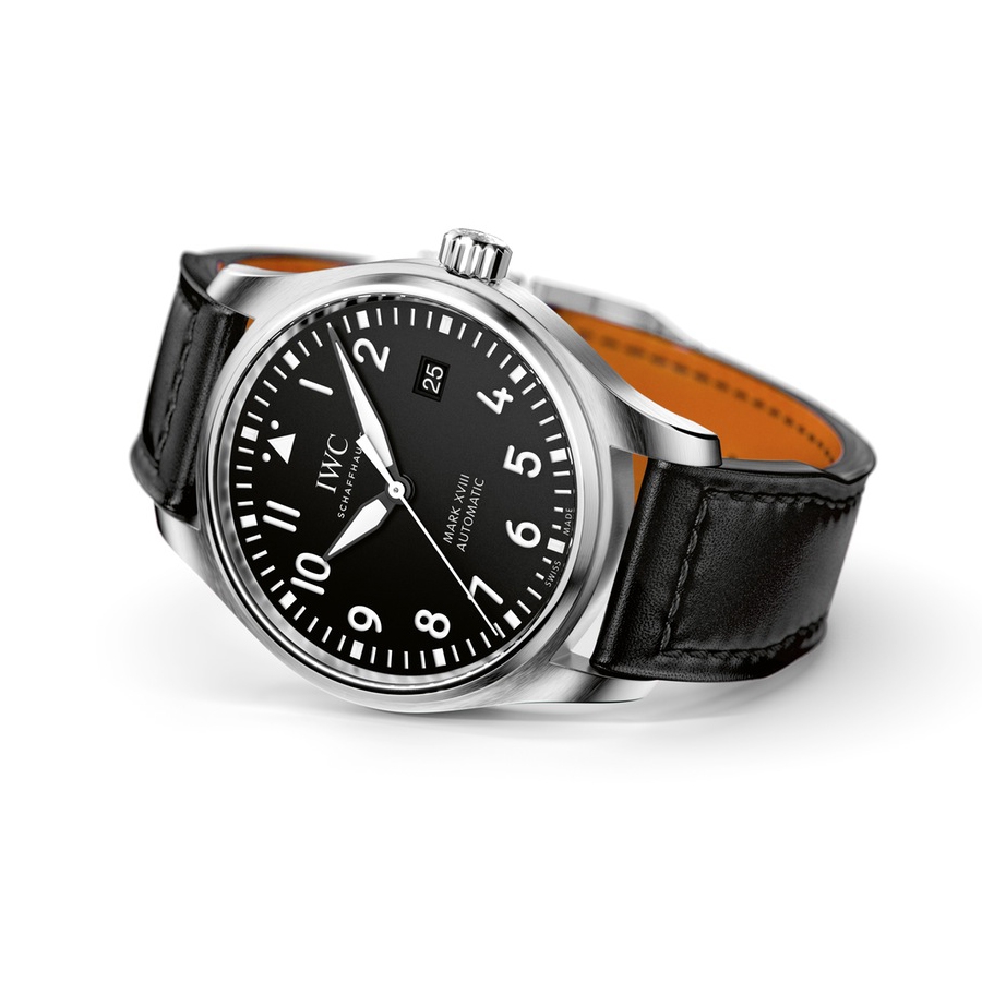 38_IWC_IW327001_PT_Mark_XVIII_Lifestyle.jpg