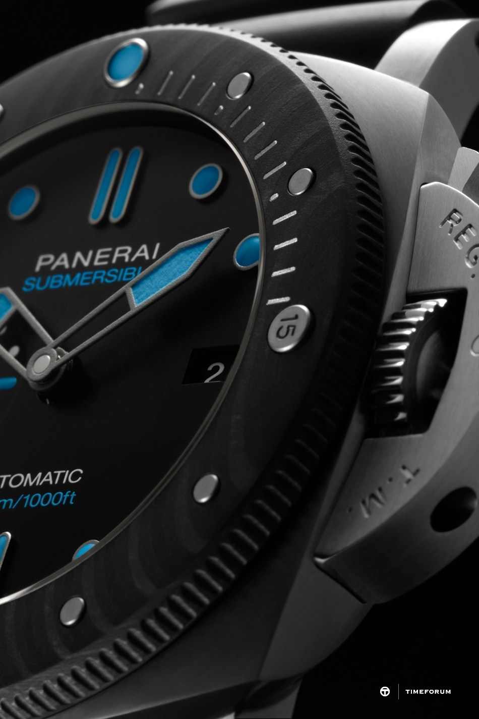 PANERAI_SUBMERSIBLE_BMG-TECH_47MM_PAM00799_5.jpg