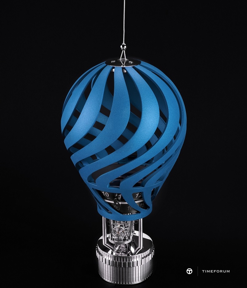 Hot Balloon - Blue - Ceiling clock.jpg