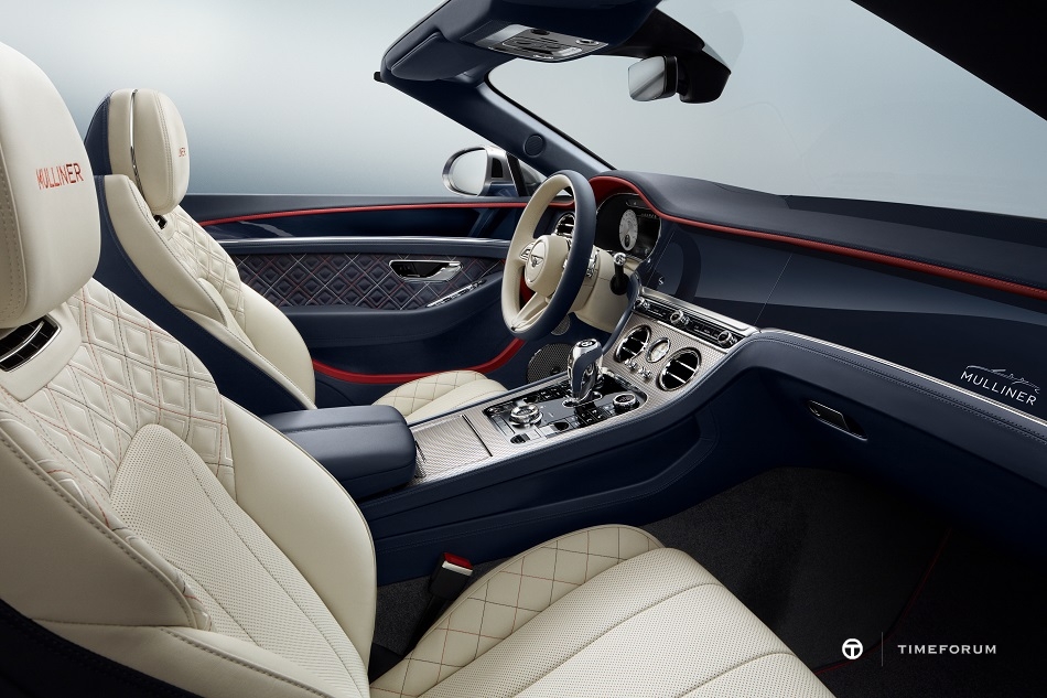 18_bentley-continental-gt-mulliner-convertible_across_front_cabin_v4a_imperialveneer.jpg