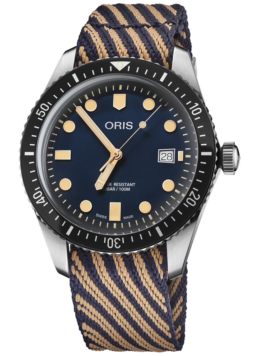 01 733 7720 4035-07 5 21 13 - Oris Divers Sixty-Five_HighRes_9223.jpg