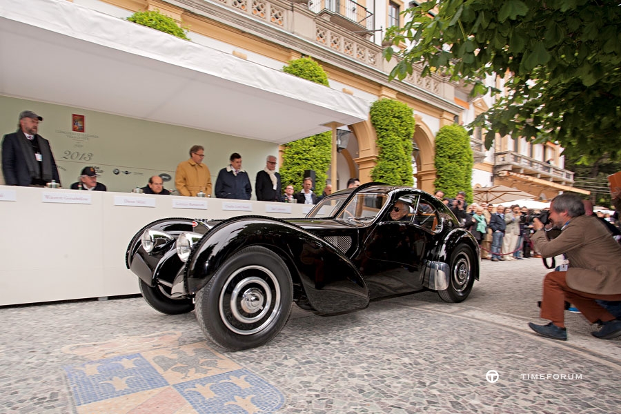 1513_BMW_Group_Bugatti_57SC_Atlantic_Coupe_2013_03_a6.jpg