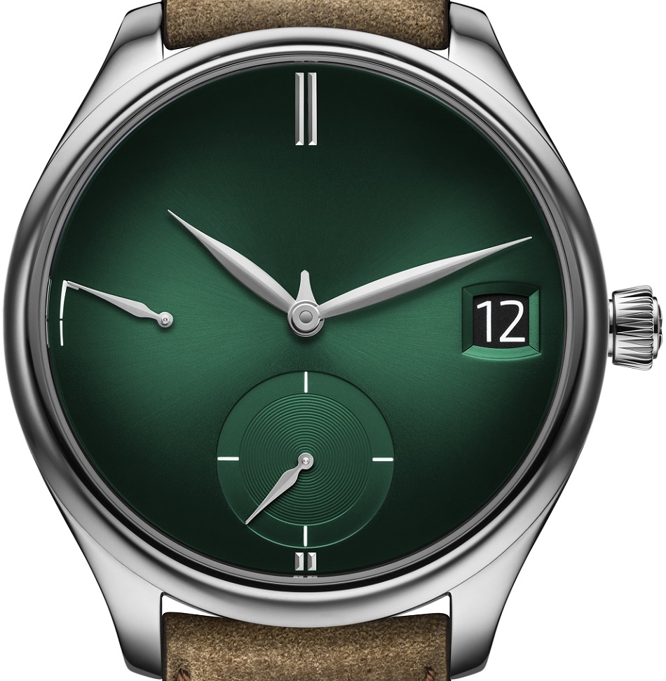 Endeavour Perpetual Calendar Purity Cosmic Green_1800-0202_Soldat_White Background.jpg