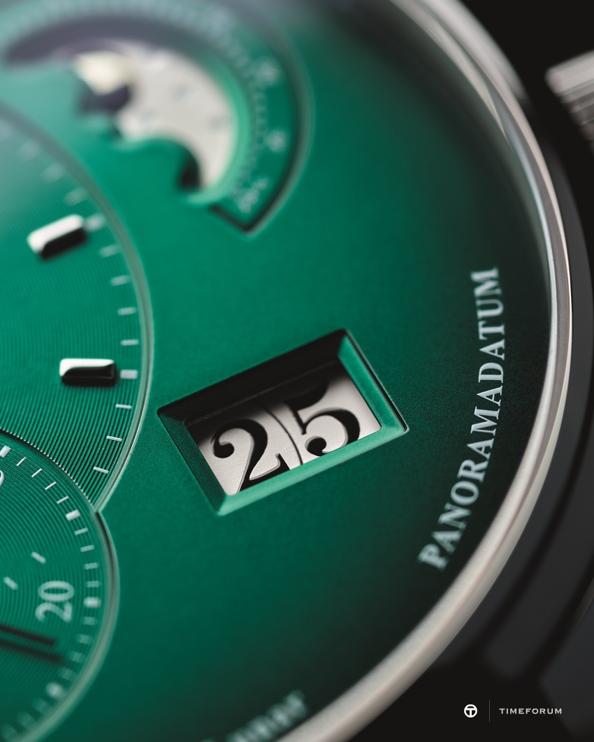 Glashütte_Original_PML_Forest_Green_1-90-02-13-32-31_Detail3.jpg