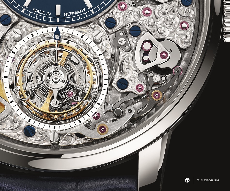 1-58-05-01-03-30_SE-Chronometer_Tourbillon_Detail_4.jpg