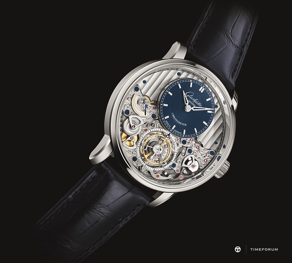 1-58-05-01-03-30_SE-Chronometer_Tourbillon_PR1.jpg