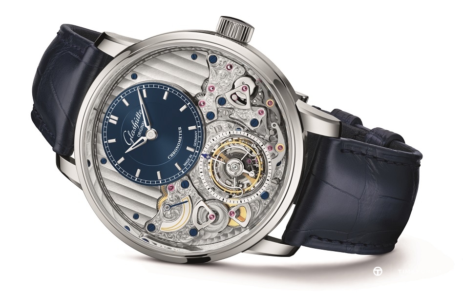 1-58-05-01-03-30_SE-Chronometer_Tourbillon_Freisteller.jpg