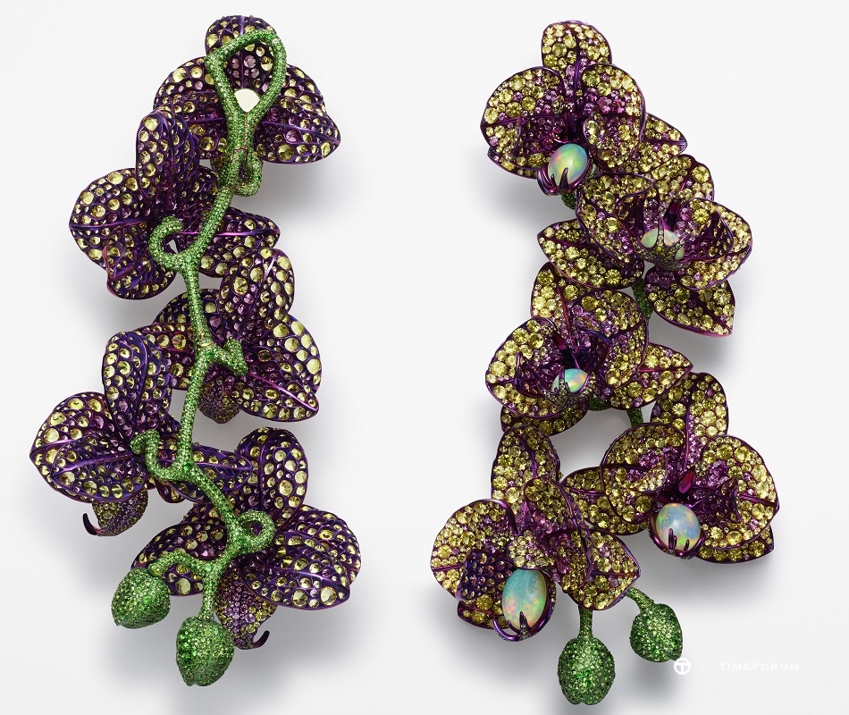 848047-9001 Orchid earrings from the Red Carpet Collection.jpg