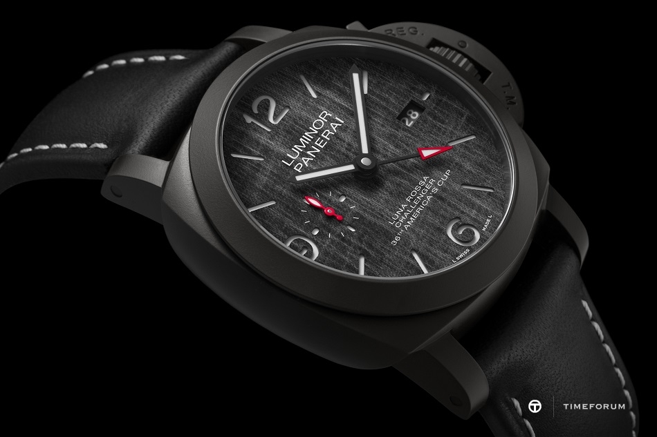 pam01036-panerai-luminor-luna-rossa.jpg