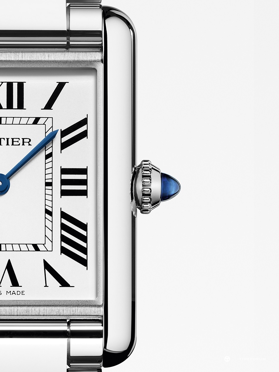 02_WSTA0052_Cartier_Tank Must_ Steel_close up_300.jpg