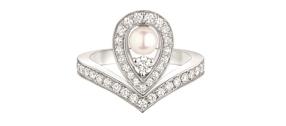 083289 Josephine Aigrette Ring WG dia cultured pearl CMJN.jpg