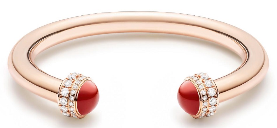 PiagetPossessionLarge Open Bangle Carnelian Diamond SetG36PE500.jpg