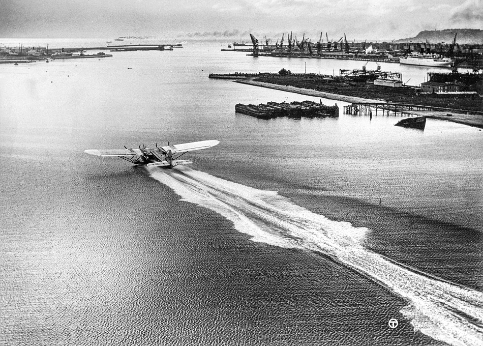 take-off-giant-seaplane-latecoere-516147.jpg