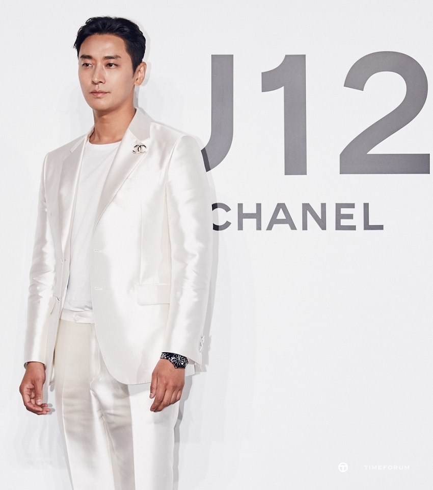 01_JiHoon JU_New_J12_Launch_CHANEL_Korea.jpg