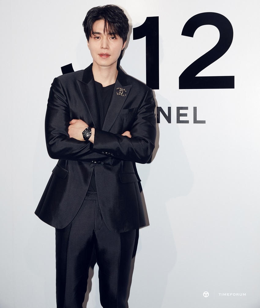 01_DongWook LEE_New_J12_Launch_CHANEL_Korea.jpg