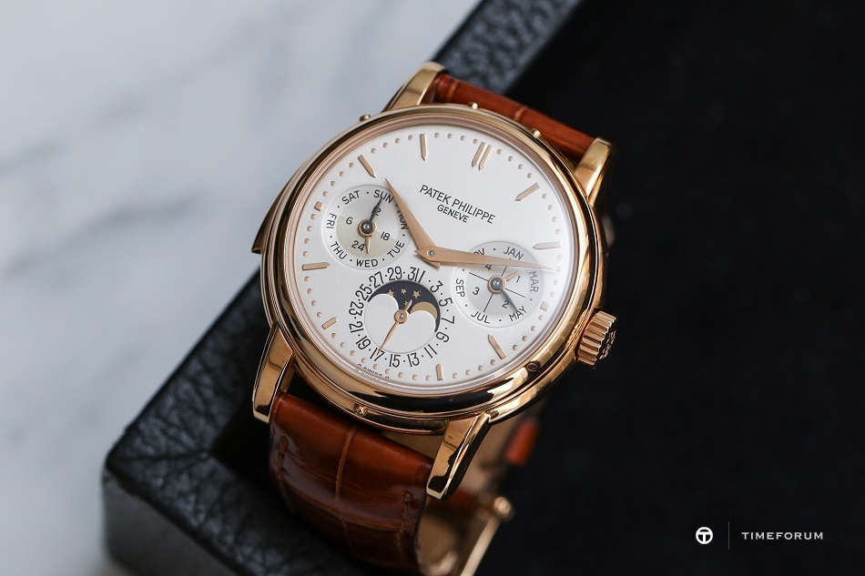 Patek Philippe 3974R Hong Kong Watch Auction XII.jpg