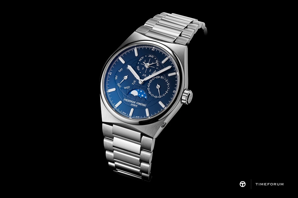 Frederique_Constant_FC-775N4NH6B_HERO_Photo©Eric_Rossier_SD.jpg