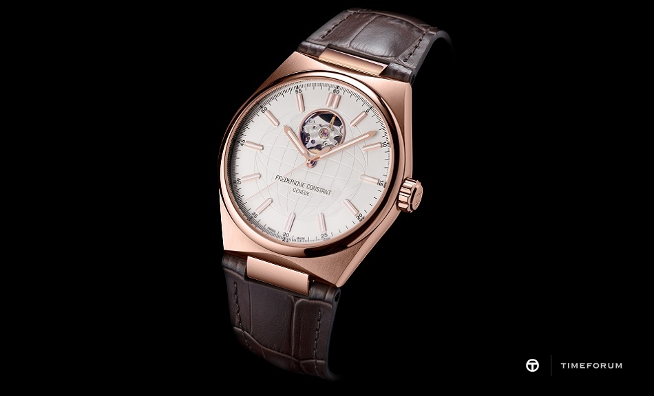 Frederique_Constant_FC-310V4NH4_HERO_Photo©Eric_Rossier_SD.jpg