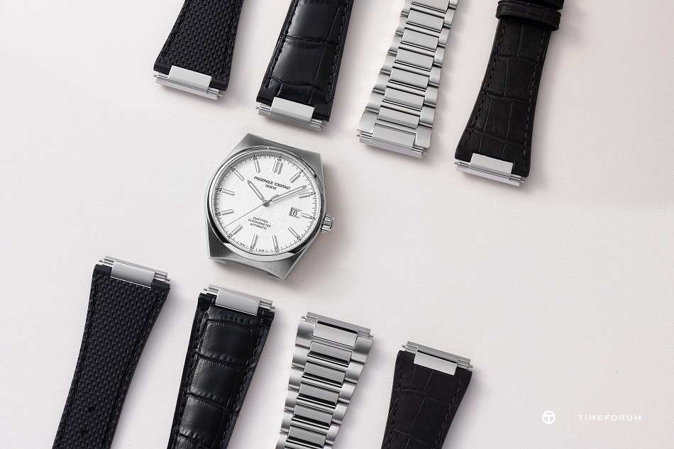 Frederique_Constant_FC-303S4NH6_Straps_Photo©Eric_Rossier_SD.jpg