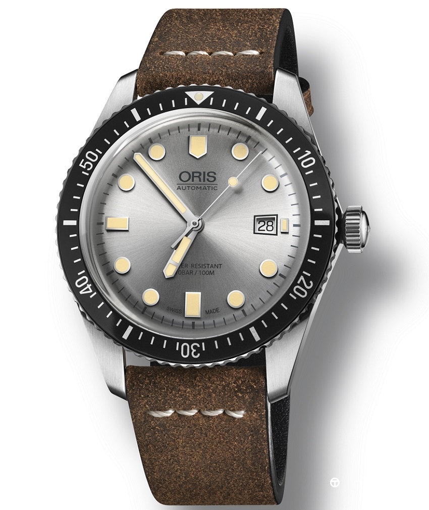 01 733 7720 4051-07 5 21 02 - Oris Divers Sixty-Five_HighRes_6349.jpg