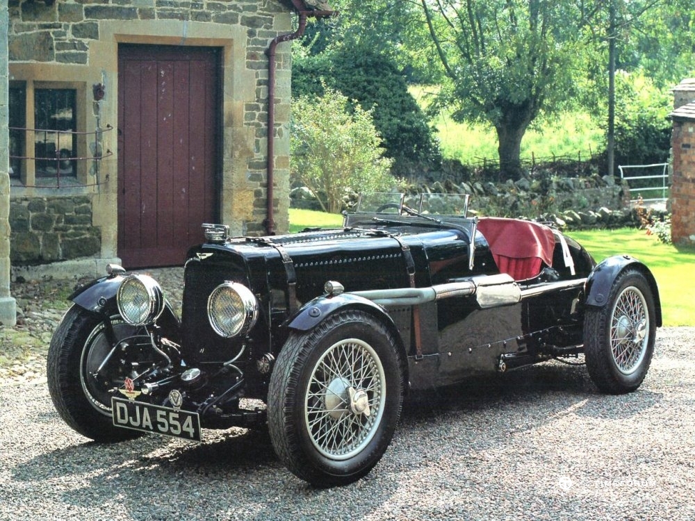 1934-Aston-Martin-Ulster-LeMans-1_5L-Race-Car-Black-fvl.jpg