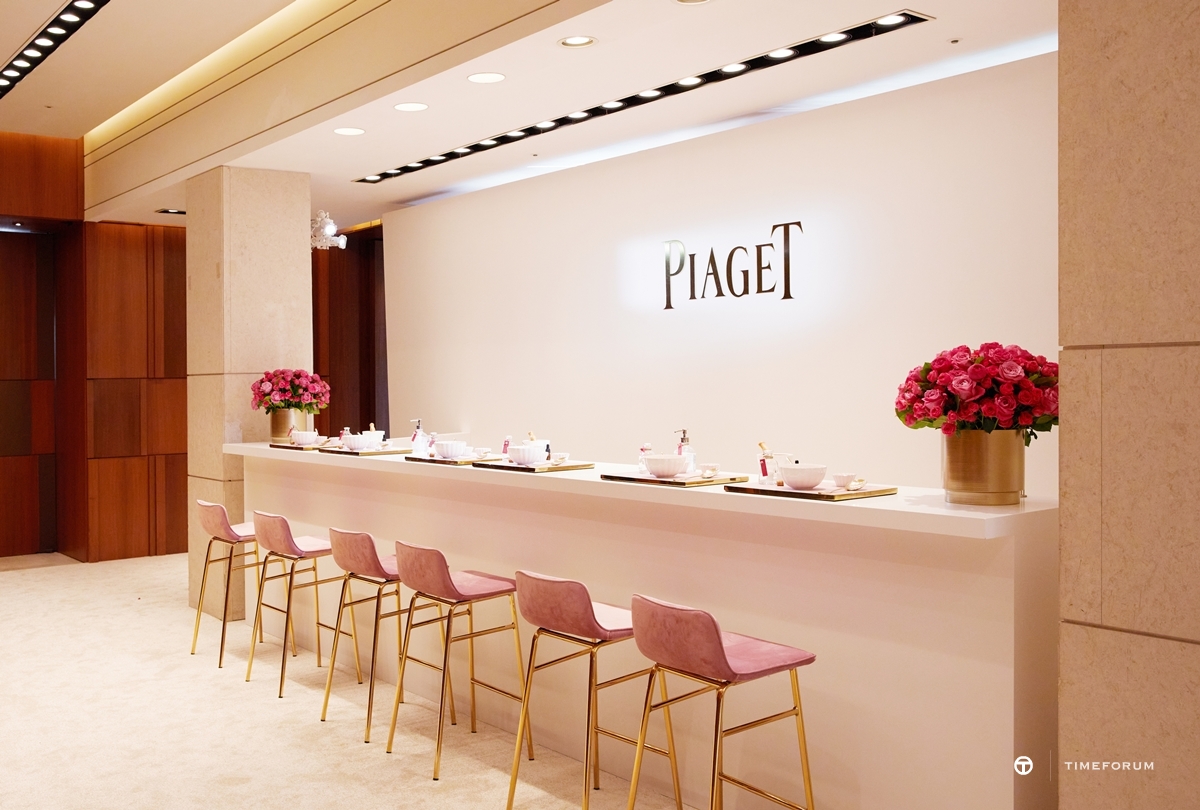13 Piaget Touch (Rose Scent Bath Salt Making).jpg