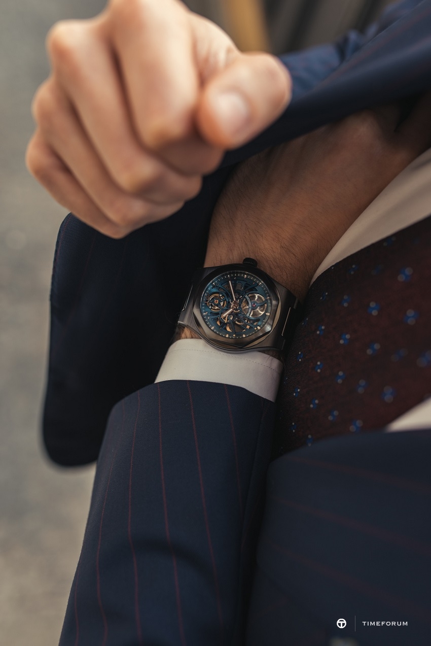 girard-perregaux_laureato_skeleton_earth_to_sky_edition_lifestyle_2_giacomo_perotti.jpg