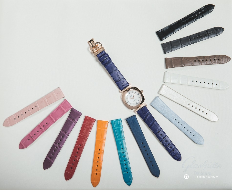 Colors_ The Pavonina line offers a beautiful variety of straps.jpg
