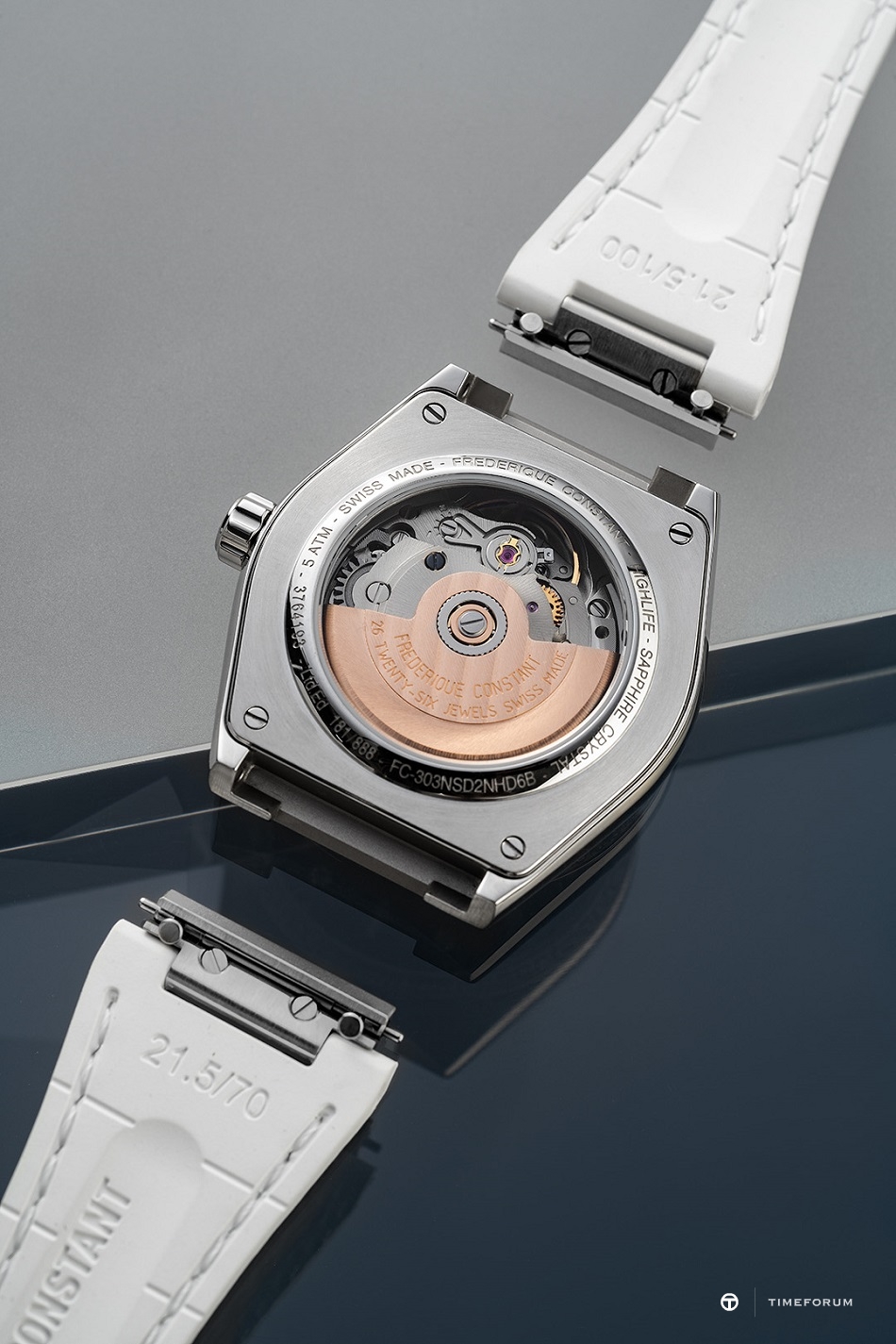 Frederique_Constant_FC-303NSD2NHD6B_Detail_Caseback_Photo©Eric_Rossier_SD.jpg