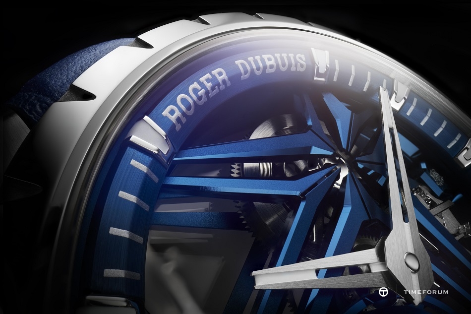 excalibur-single-flying-tourbillon-cobalt-blue-42mm-1.jpg