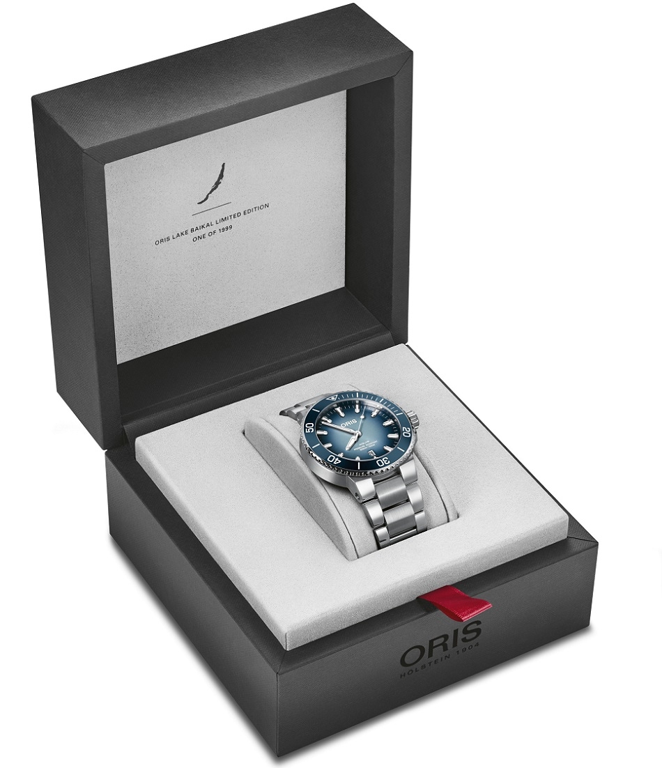 01 733 7730 4175-Set - Oris Lake Baikal Limited Edition_HighRes_11653.jpg