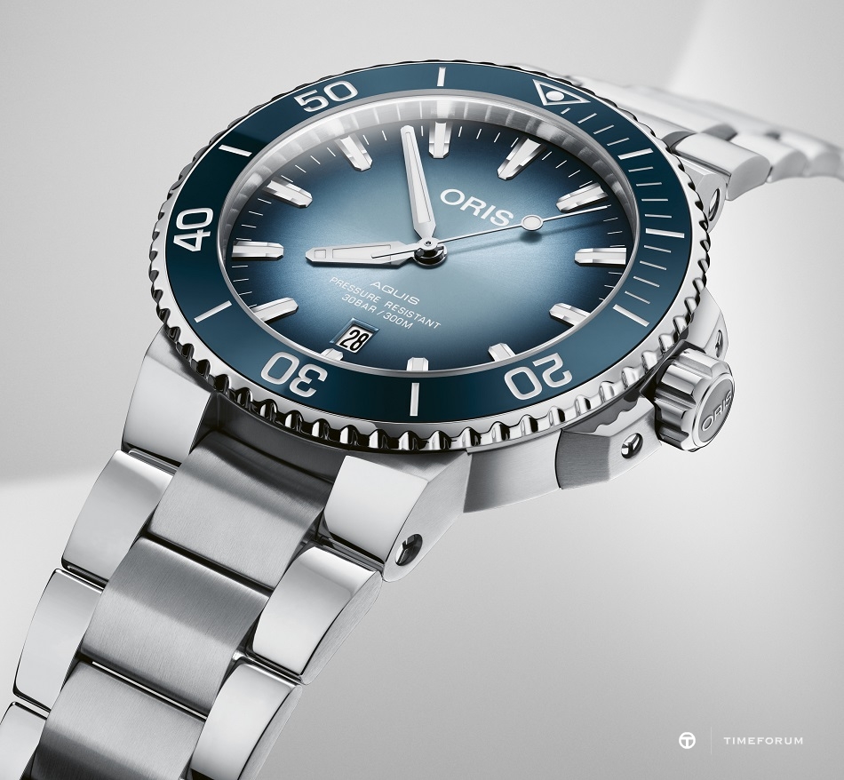 01 733 7730 4175-Set - Oris Lake Baikal Limited Edition_HighRes_11658.jpg