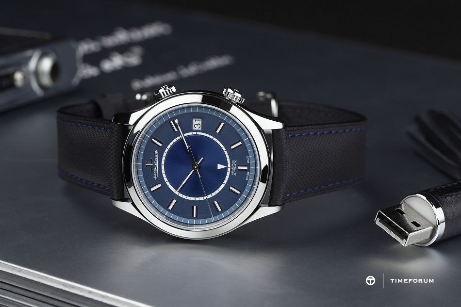 © JohannSauty-Jaeger-LeCoultre_Master Memovox Boutique Edition_02.jpg