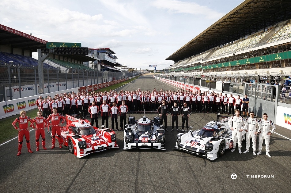 Porsche_LMP1_teams_-_Le_Mans_2015 - 복사본.jpg